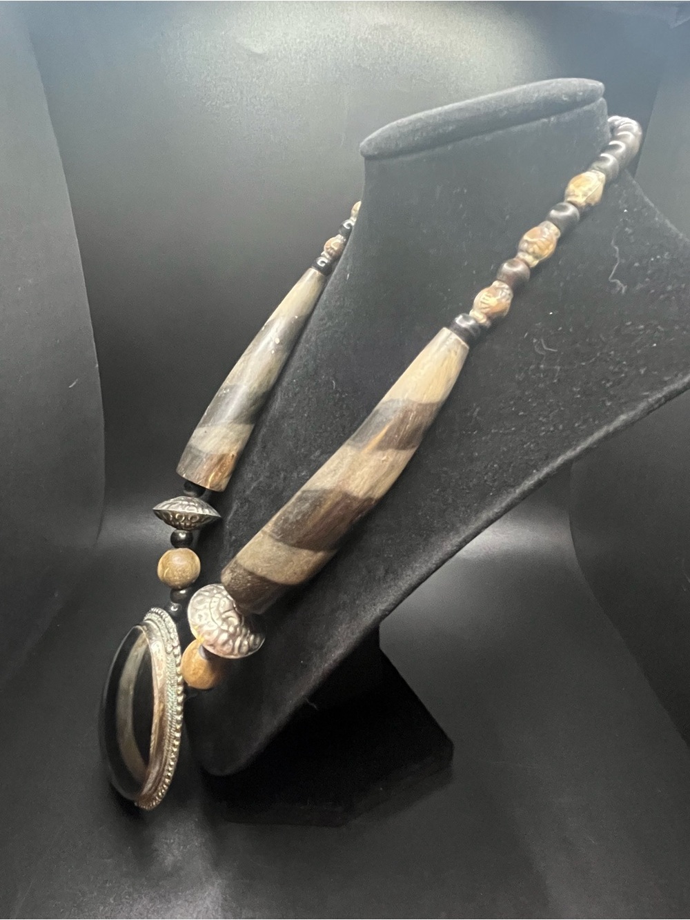 Artisan Genuine Horn Statement Necklace Large Oval Pendant Wood Silver Tone 20” - Picture 4 of 11